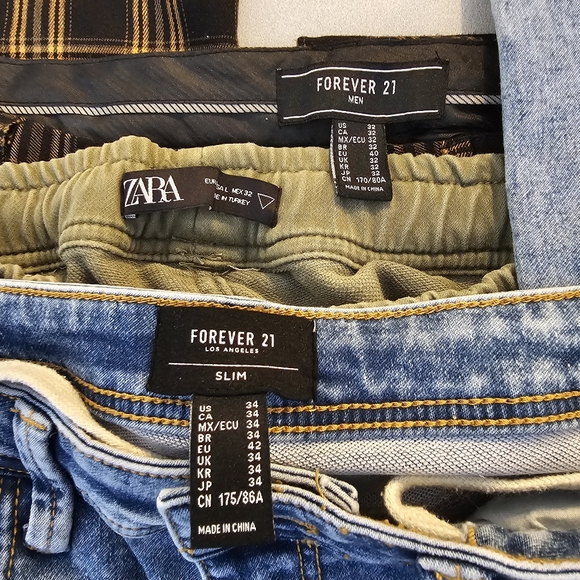 Bundle of Young Men's Pants Jeans sz Large - Picture 6 of 6